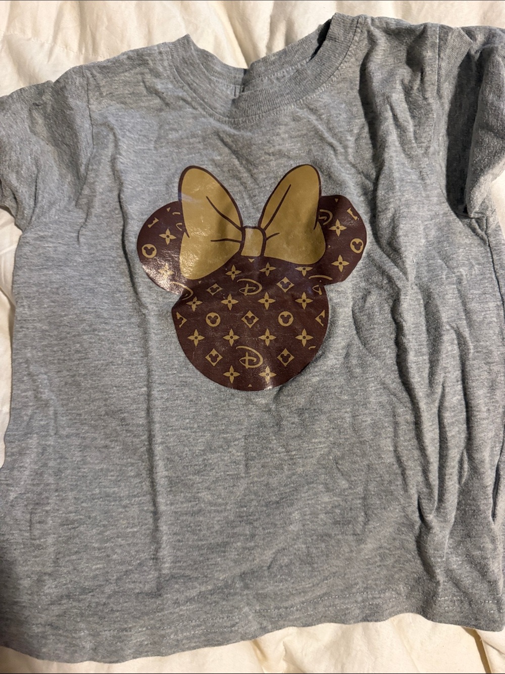 Girls' Gray Minnie Mouse Graphic Tee with Gold Bow
